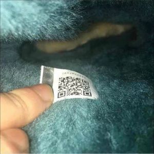 NIB UGG Bailey Button Teal Swarovski Boots